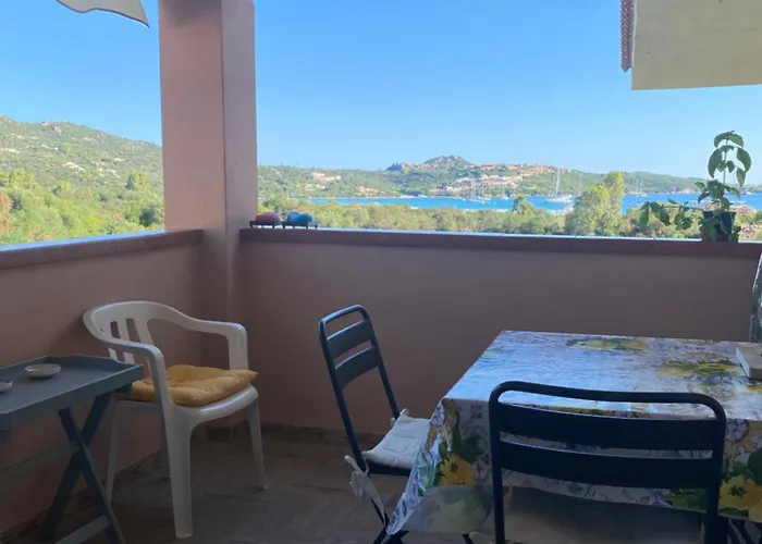 Apartment Con Terrazzo Vista Mare Golfo Aranci